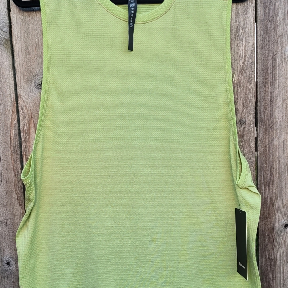 Lululemon - Picture 2 of 3